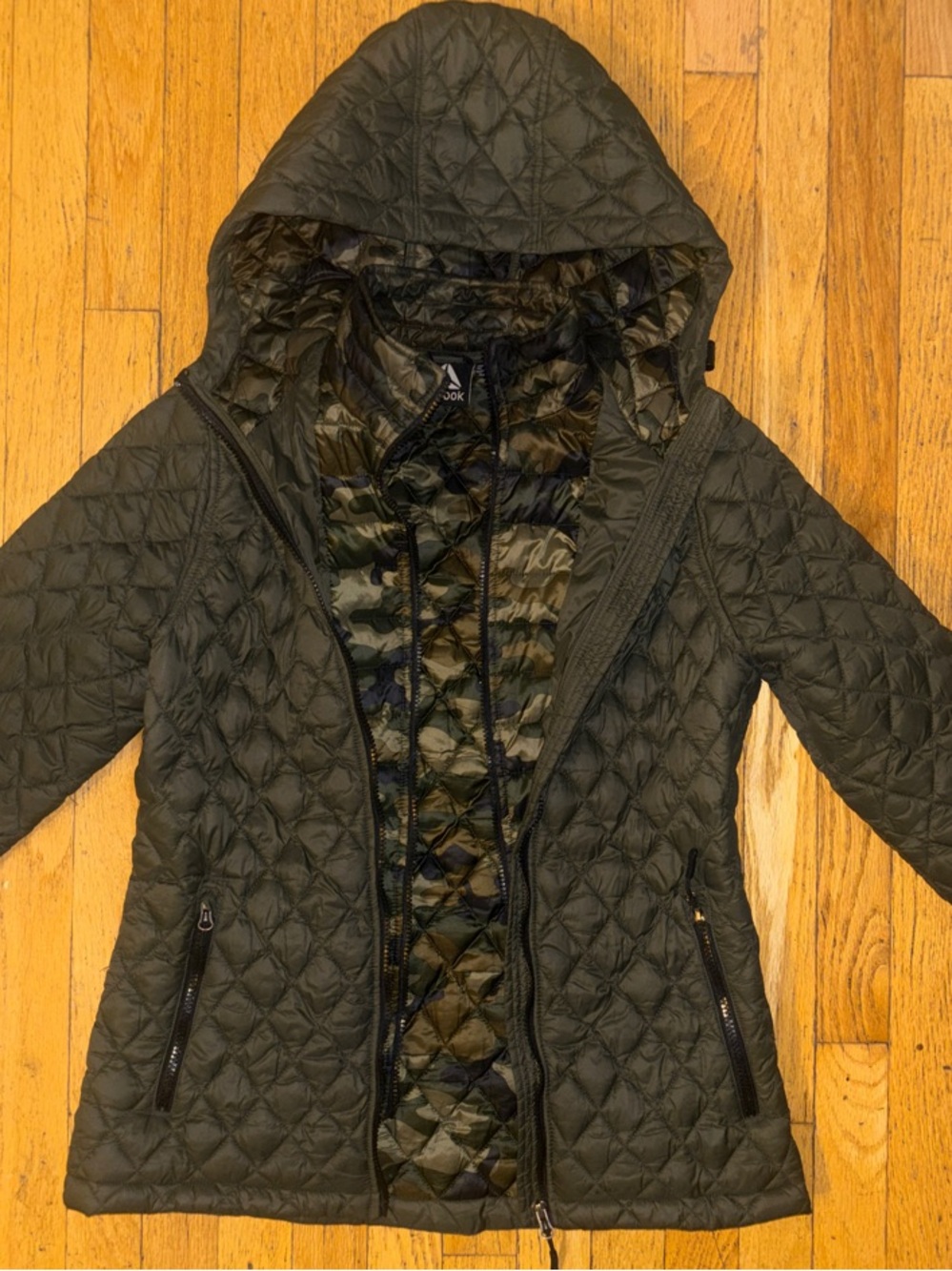 Reebok Women’s Hooded Glacier Shield Quilted Puffer Jacket - Small